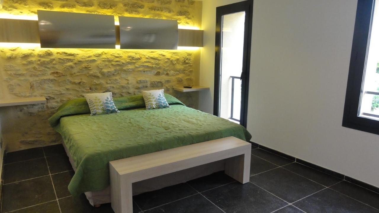 Les Chambres Du Vieux Bistrot Cabrières-dʼAvignon Екстериор снимка